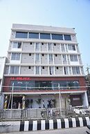 LL Palace