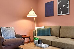 Stylish 1 Bed Apartment in East Melbourne