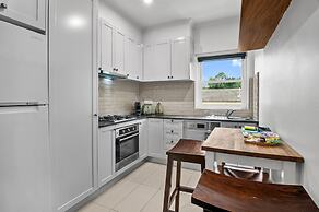 Stylish 1 Bed Apartment in East Melbourne
