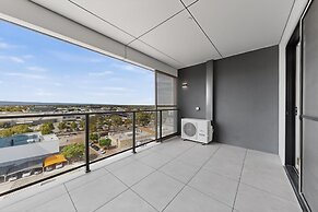 Freshly Built 2 Bed Apartment in Central Location