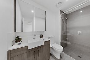 Brand New 2 Bed Apartment With City Views