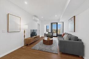 Newly Built Apartment With Private Parking