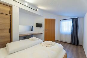 Alpenglück Apartments by we rent