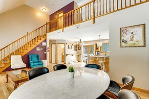 Explore the White Mountains! Spacious Rural Home