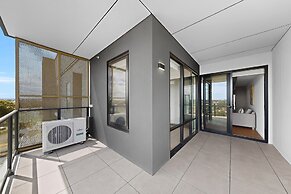 Stylish 2 Bed Apartment With New Furnishings