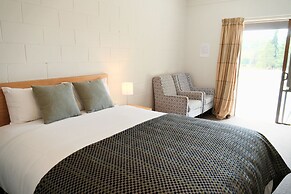 Mt Aspiring Suite - Near Roys Peak