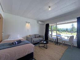 Mt Aspiring Suite - Near Roys Peak