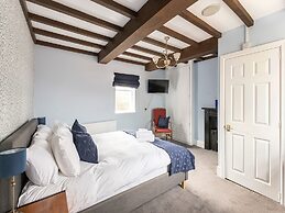 Standard Double Suite