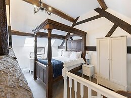 Standard Double Suite