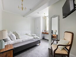 Compact Double Room