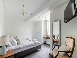 Compact Double Room