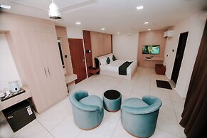 Empire Suites