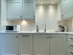 Modern 1 Bed Flat in Barnsley