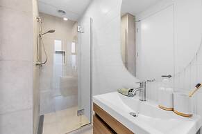 Merivale Executive Stays