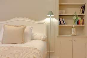 Central Brighton Apartment