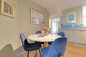 Central Brighton Apartment