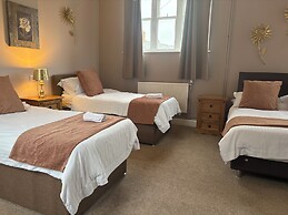 The Berkeley Arms Hotel