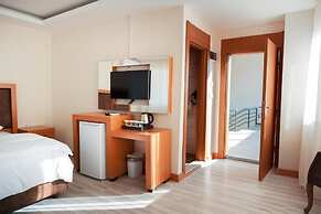 AY HANEDAN HOTEL