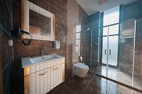 AY HANEDAN HOTEL