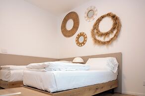 Ariom Apartments