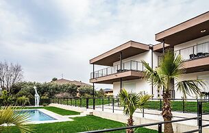 Ariom Apartments