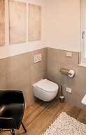 Ariom Apartments