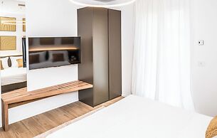 Ariom Apartments