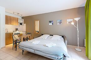 Accessible Apartment With Terrace for 3