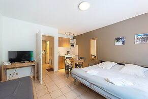 Accessible Apartment With Terrace for 3