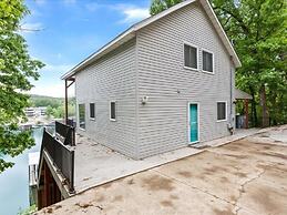 Lakefront Home With Private Dock