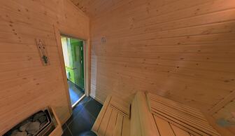 Luxury Chalet With Sauna in the Forest