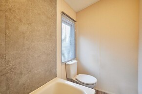 Host Stay Peel Lodge