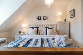 Beautiful Two BD Home Near Cirencester