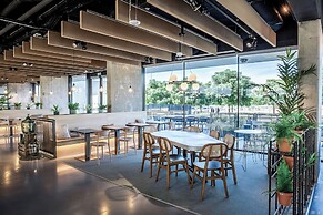 LIVING EXPERIENCE GRANADA