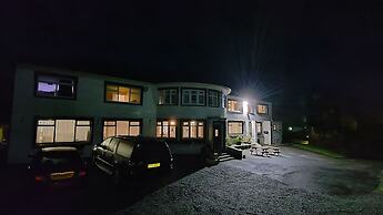 Windsor Local Hotel