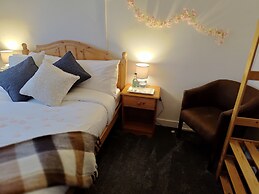 Windsor Local Hotel