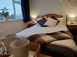Windsor Local Hotel