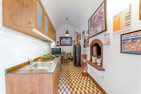 Jazzy House In Historic Centre