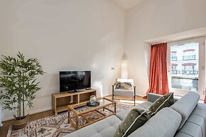 Central Belfast Apartments - The Cathedral Loft
