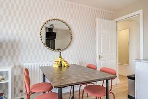 Central Belfast Apartments Queen’s Hideaway