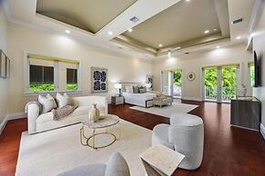 New Luxe Super Villa by The Glam Homes