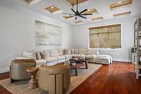 New Luxe Super Villa by The Glam Homes