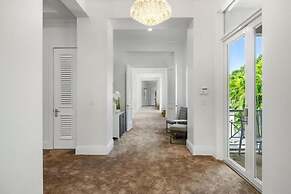 New Luxe Super Villa by The Glam Homes