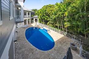 New Luxe Super Villa by The Glam Homes