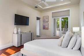 New Luxe Super Villa by The Glam Homes