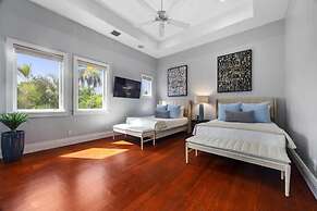 New Luxe Super Villa by The Glam Homes