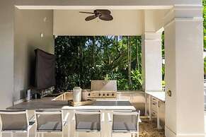 New Luxe Super Villa by The Glam Homes