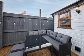 Host Stay Aurora Shore