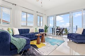 Blue Serenity Oceanfront Penthouse Tower Isle