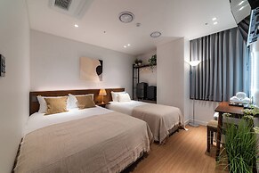 LAHA Boutique DDP Dongdaemun